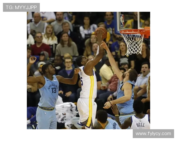 勇士与灰熊激战正酣文字直播全程回顾与精彩瞬间分析